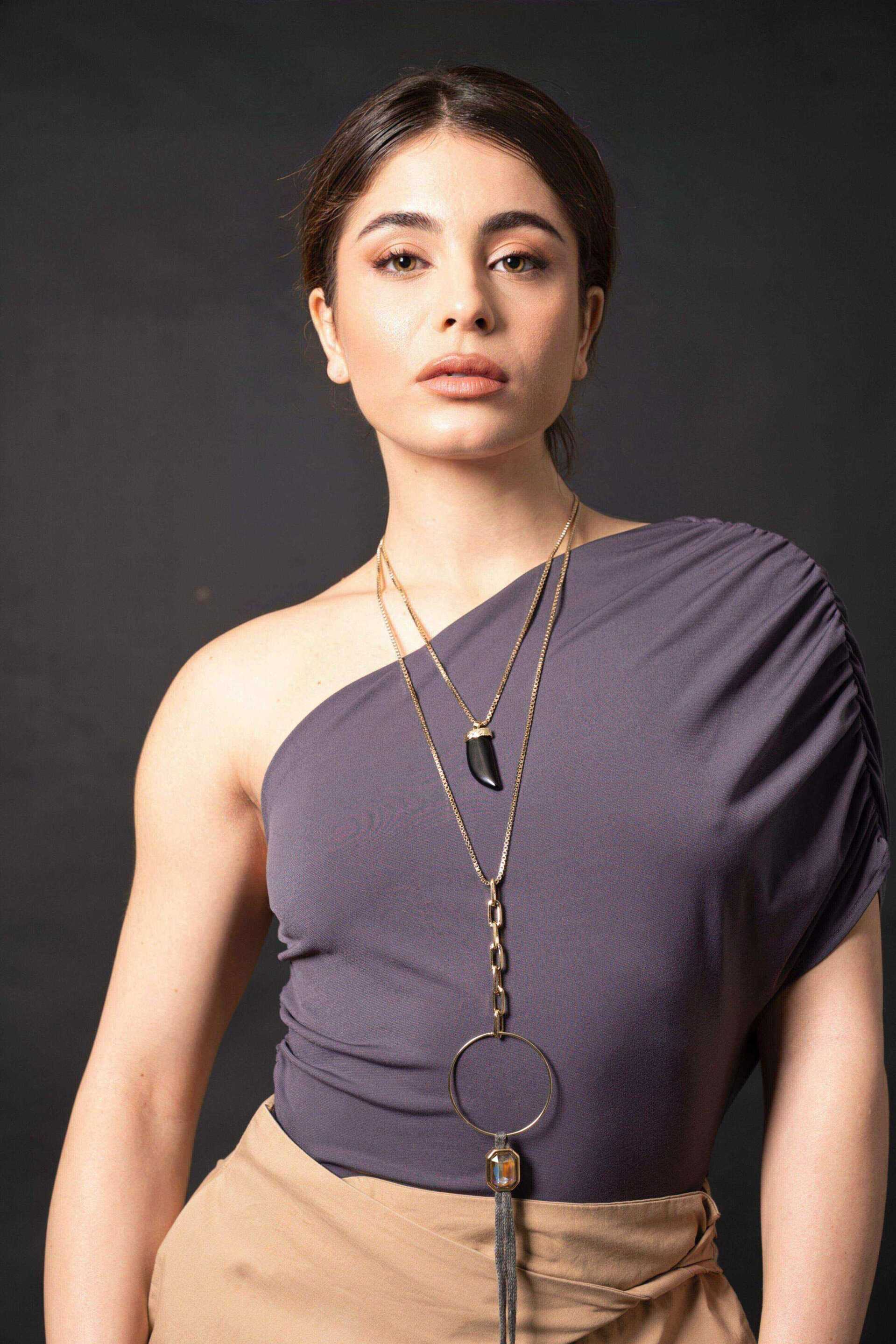 Miniatura Collana Layered con dente in resina e cristallo - 100%CACHEMIRE