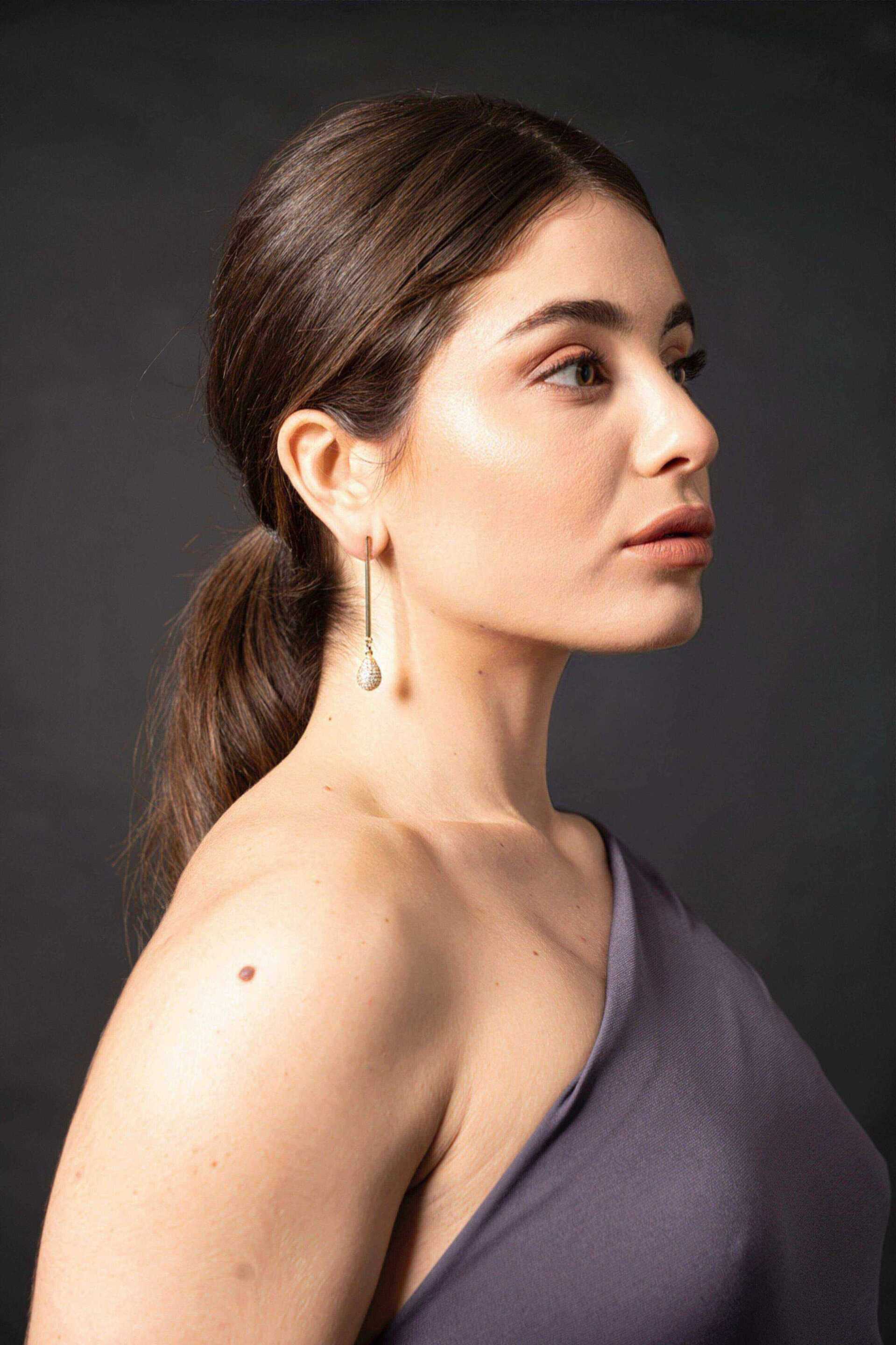 Miniatura Orecchini a barretta con goccia di micro-cristalli - 100%CACHEMIRE