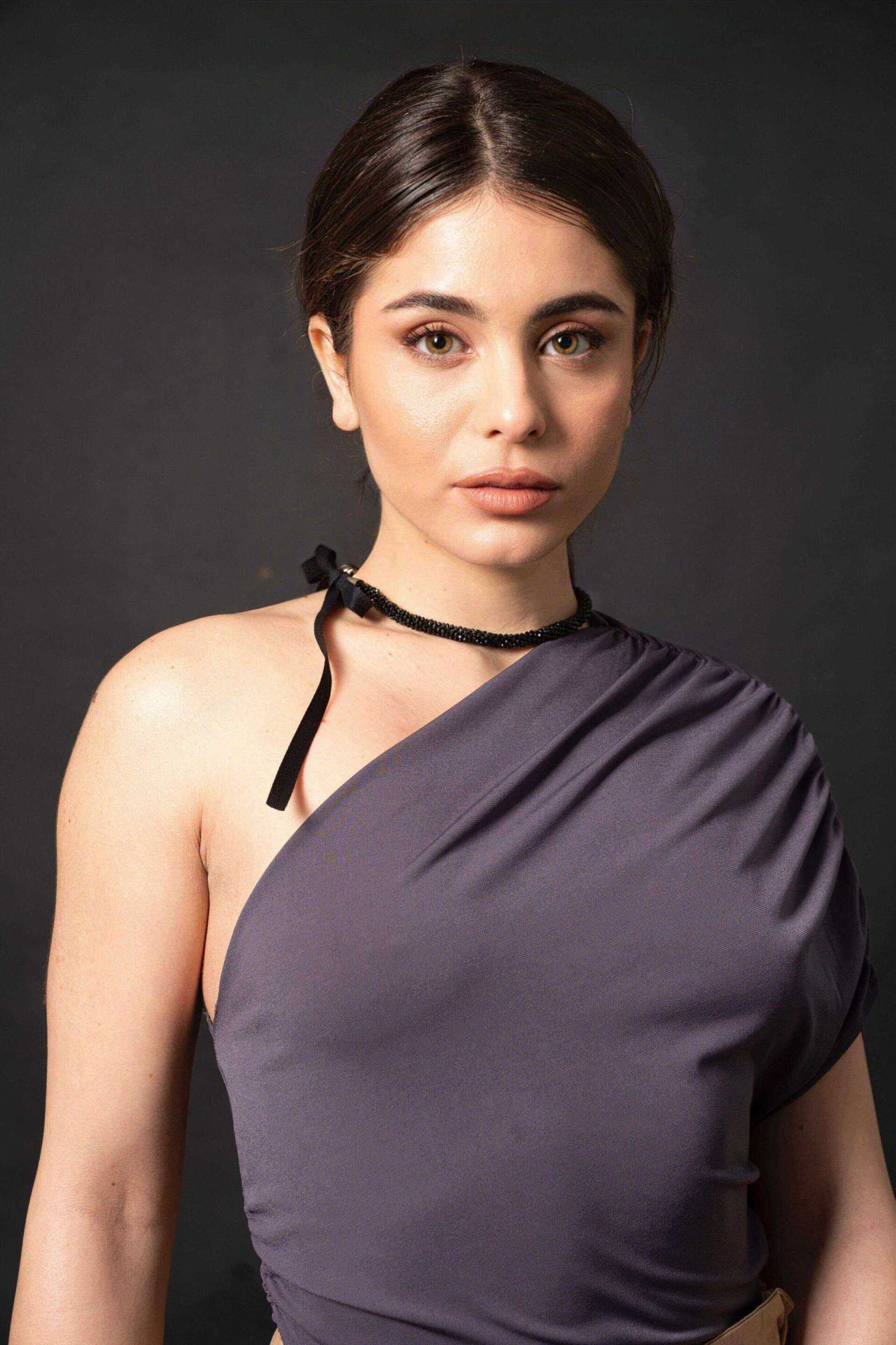 Miniatura Choker tubolare di micro-cristalli neri (S26HYD01P-N) - 100%CACHEMIRE