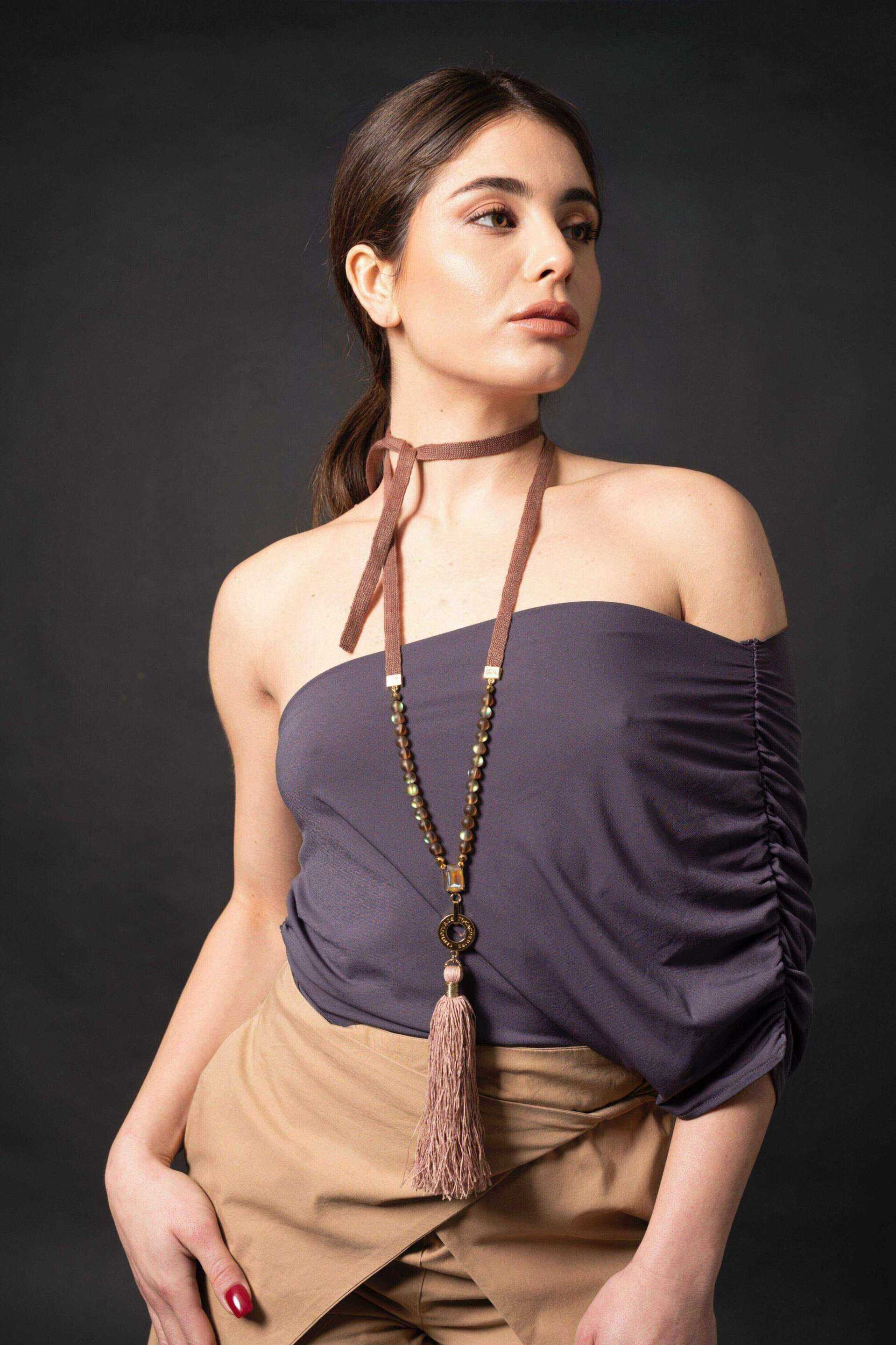 Miniatura Collana lunga con nappa e perle - 100%CACHEMIRE