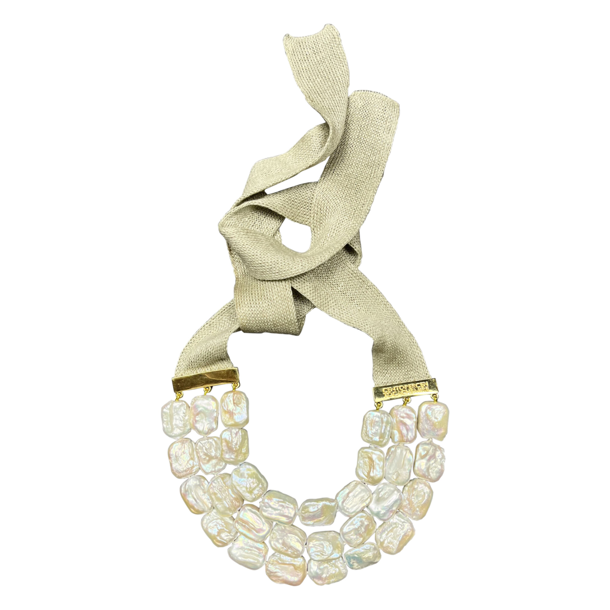 Collana a tre fili di perle barocche con nastro