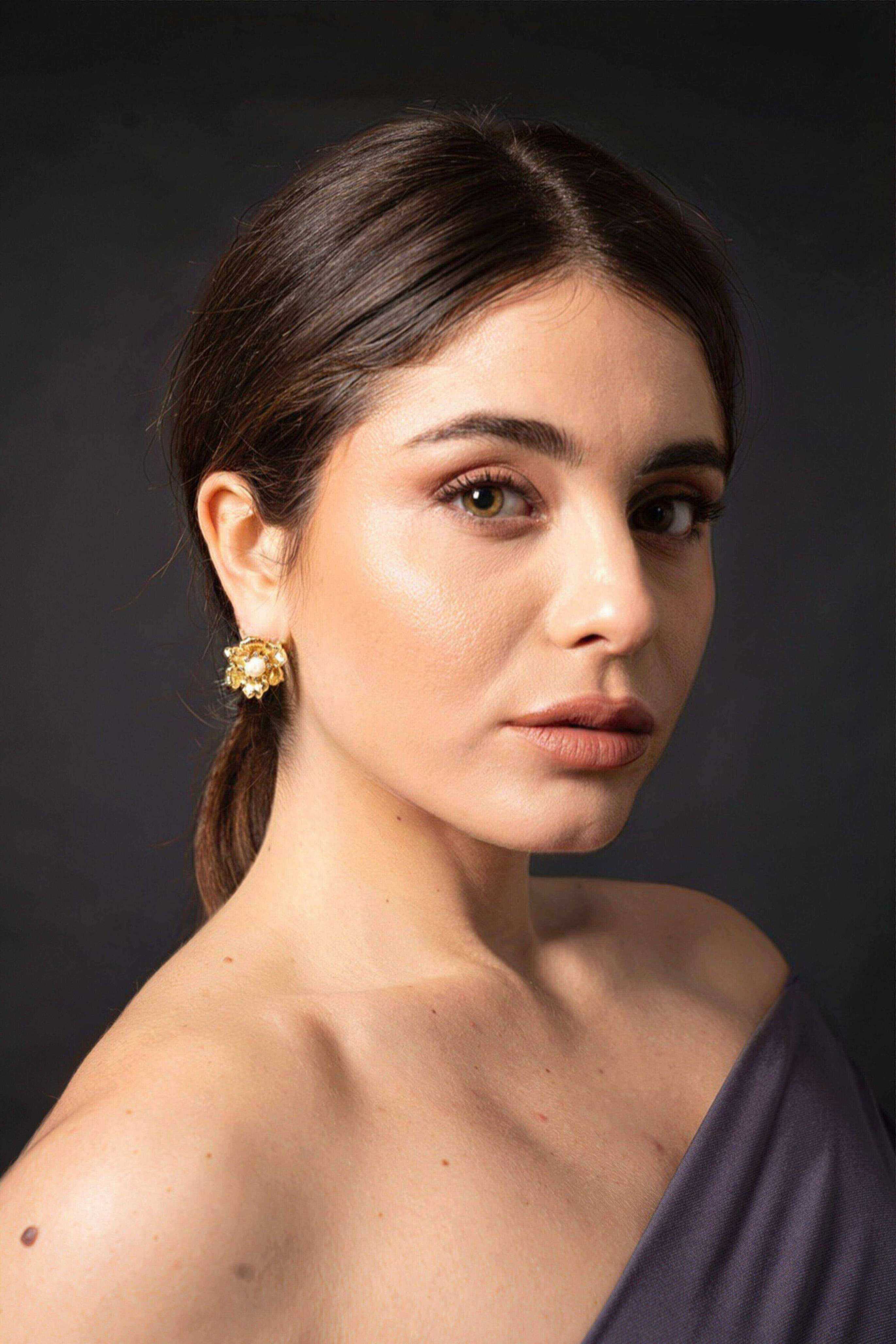 Miniatura Orecchini a lobo "Flower Pearl" - 100%CACHEMIRE