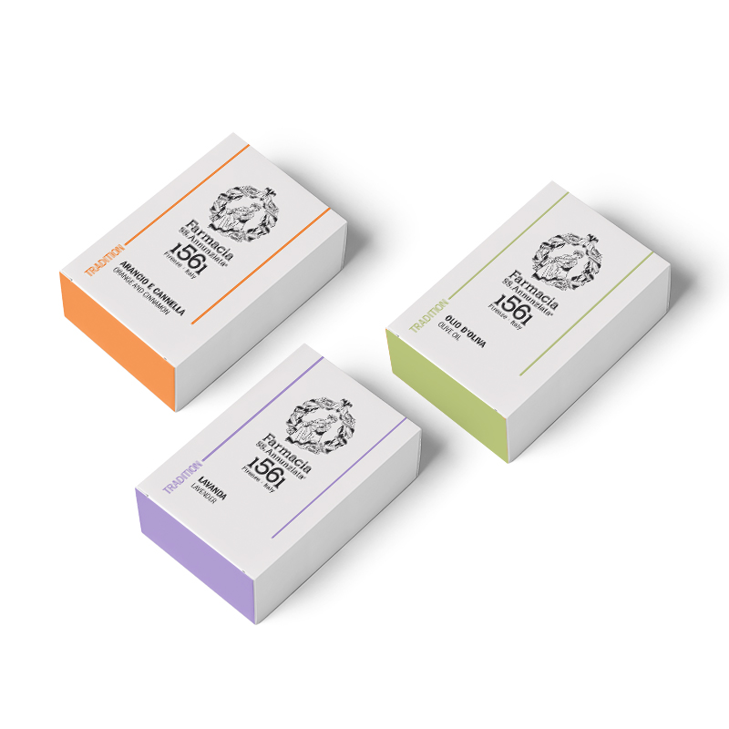 Tris saponette: Arancio e cannella; lavanda, olio d'oliva